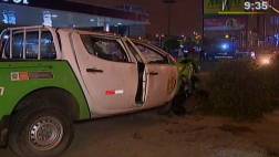 Patrullero chocó contra poste y tumbó tres árboles en La Marina