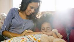 Aprende a facilitar el despertar de tus hijos cada mañana