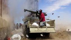 Soldados de la coalición árabe son desplegados en Yemen