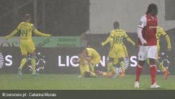 Paolo Hurtado anotó en empate de Pacos ante Braga en Portugal