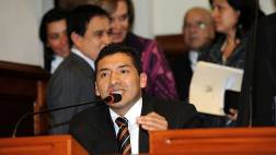 ¿Reynaga cometió una falta al votar en contra de su suspensión?