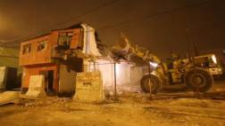 Municipio de Lima demuele 3 casas por obras de Línea Amarilla