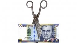 Disparándonos al pie, por Enzo Defilippi