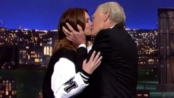 Julia Roberts le dio un último beso a David Letterman