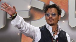 Johnny Depp saca a sus perros de Australia tras advertencia
