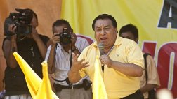 Comisión de Ética aprobó investigar a José Luna por asesores