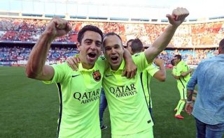Iniesta: "Es un orgullo haber hecho mi carrera al lado de Xavi"
