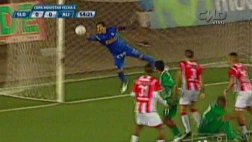 Alianza: excelente atajada de Leao Butrón ante Sport Loreto