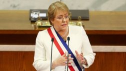 Bachelet anuncia gratuidad para 60% de estudiantes más pobres