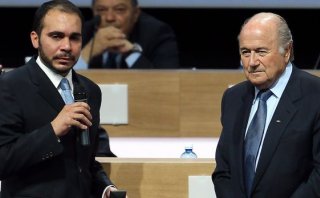 FIFA: Ali Bin Al Hussein único rival de Blatter en elecciones