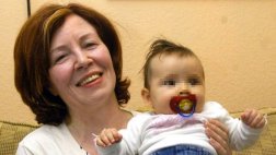 Tiene 65 años y acaba de ser madre de cuatrillizos en Alemania