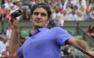 Federer venció a Falla en el Grand Slam de Roland Garros