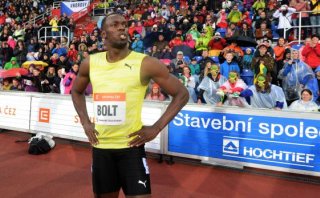 Usain Bolt ganó en 200 metros pero quedó lejos de su marca