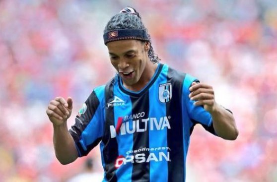 Ronaldinho buscará alzar su primer título con Querétaro