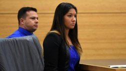 Mujer condenada por tener sexo en una playa sale en libertad