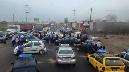 Taxistas de Trujillo bloquean Panamericana por falta de GLP