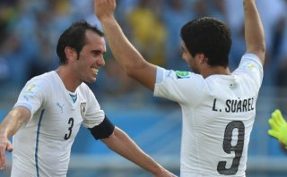 Godín pide olvidarse de Luis Suárez aunque sea "fundamental"