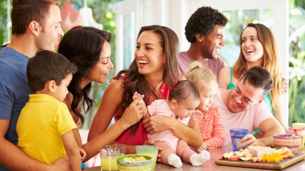 Tips para encontrar el equilibro entre tus amigos y tu familia
