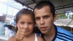 Preso se fotografió armando cigarrillo de marihuana con su hija