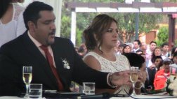 Matrimonio masivo: alcalde de SJM se casó junto a 400 parejas