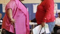 Dormir media hora menos al día subiría el riesgo de obesidad