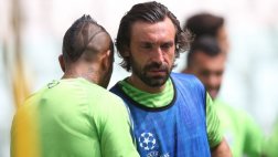 Champions League: Pirlo duda en patear un penal ante Barcelona