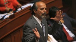 Mulder ve presión de Humala en salida de fiscal de Caso Nadine