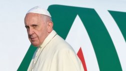 Francisco visita Bosnia: "Hay un clima de guerra en el mundo"