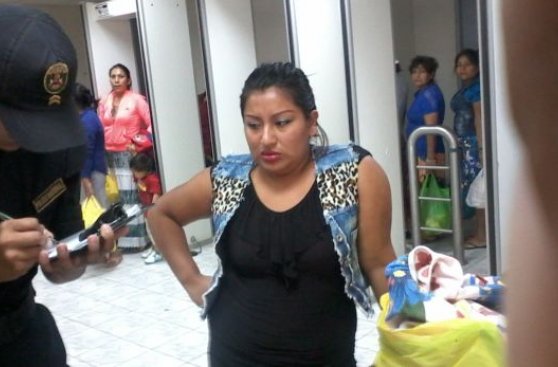 Hallan droga y licor en sachets de mayonesa y pasta dental