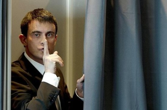 Manuel Valls fue a la Champions con sus hijos en avión oficial