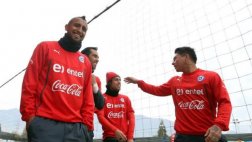 Copa América: Vidal llegó a Chile y completó selección sureña
