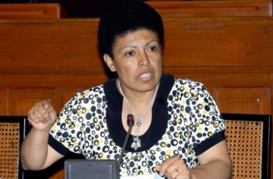 Villa El Salvador: roban casa de ex congresista Martha Moyano