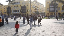 Lima soportó hoy uno de los días más calurosos de otoño