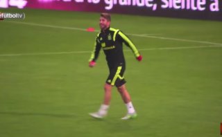 Sergio Ramos y un tremendo gol de 'tijera' a Casillas (VIDEO)