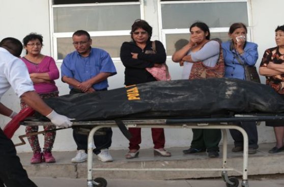 Morgue de Huacho colapsó con víctimas del alud de Churín