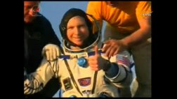 Tres astronautas de la ISS regresan a la Tierra