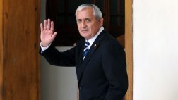 Guatemala: Presidente presenta amparo contra antejuicio
