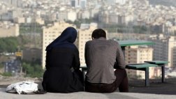 Irán lanza web oficial para promover que solteros se casen