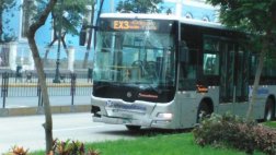 Metropolitano: buses Expreso chocaron cerca de Estación Central