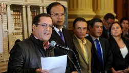 Oposición reúne firmas para llamar a legislatura extraordinaria