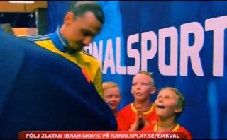 Zlatan Ibrahimovic: la increíble reacción de dos niños al verlo