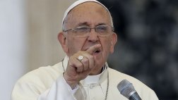 Papa Francisco: Iglesia no es comunista cuando habla de pobres