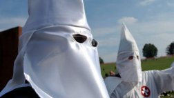 ¿Quiénes son los supremacistas blancos y cuál es su poder?