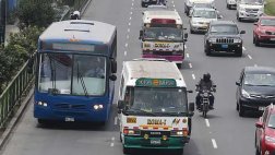 Castañeda corrige ordenanza que ponía en riesgo corredores