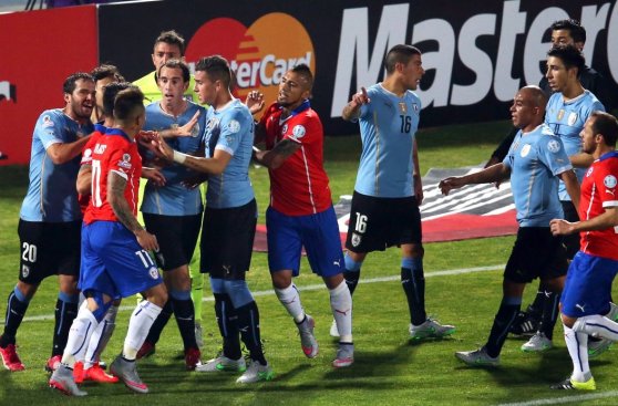 Chile vs. Uruguay: partido cargado de faltas y enfrentamientos