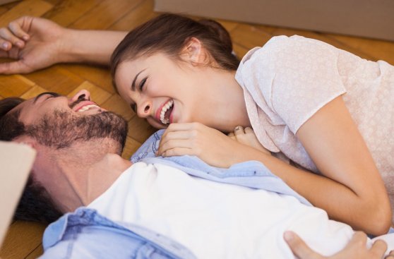 Por estas razones siempre es bueno reírte con tu pareja