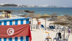Terrorismo en Túnez: Miles de turistas son evacuados del país