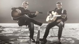Facebook: Alejandro Sanz, Zucchero y "Un zombi a la intemperie"