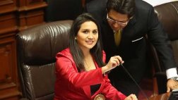 Ana María Solórzano niega compra de iPad para congresistas