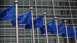 España no cumplirá meta de déficit, estima la Comisión Europea